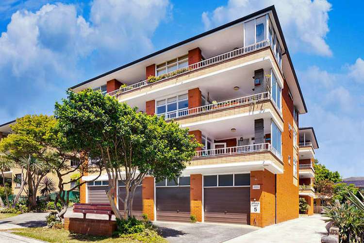Main view of Homely unit listing, 7/10 Cassia Street, Dee Why NSW 2099