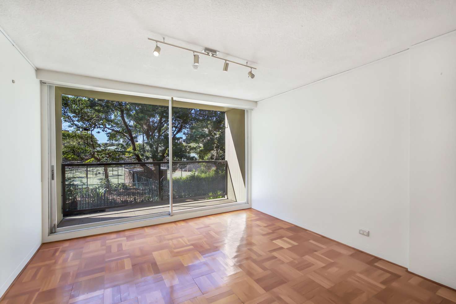 Main view of Homely apartment listing, 12/50 Roslyn Gardens, Elizabeth Bay NSW 2011