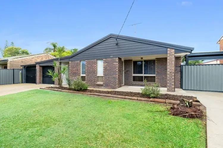 32 Orringa Street