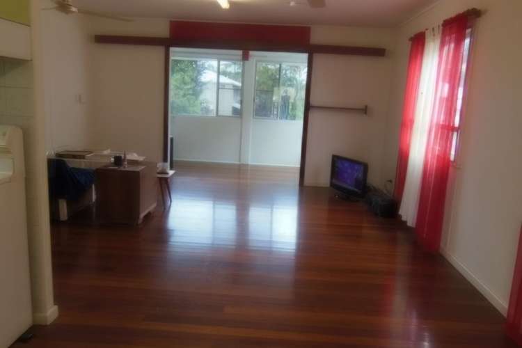 Main view of Homely house listing, 7 Hunt St, Manunda QLD 4870
