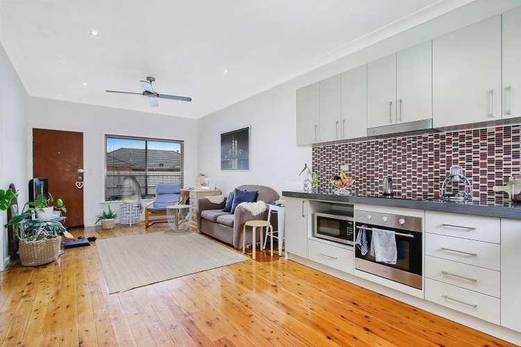 Second view of Homely unit listing, 2/672 David Street, Albury NSW 2640