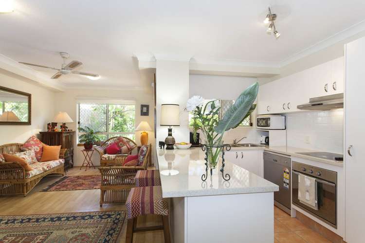 Seventh view of Homely unit listing, 4/31 Mawarra St, Chevron Island QLD 4217