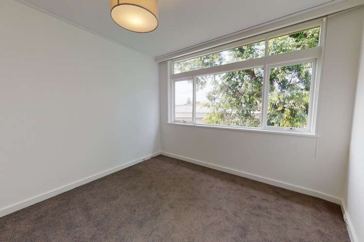 Fifth view of Homely apartment listing, 4/70 Orrong Crescent, Caulfield North VIC 3161