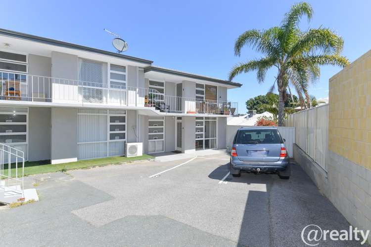 4/15 Morris Road, Innaloo WA 6018