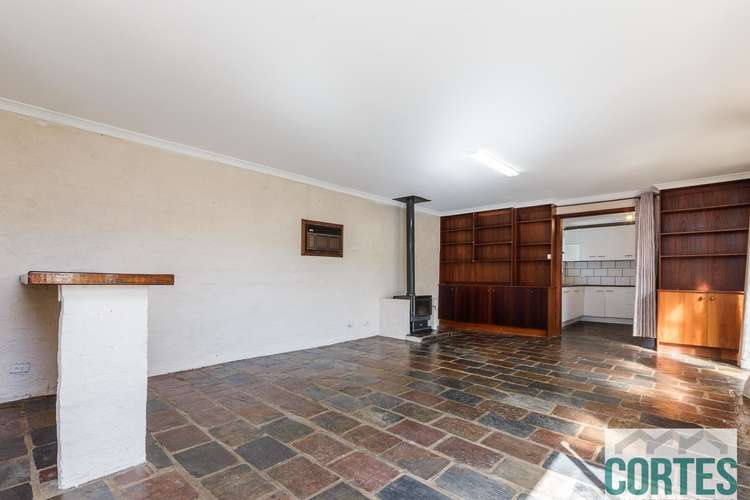 Fourth view of Homely house listing, 5 Thursley Way, Gosnells WA 6110