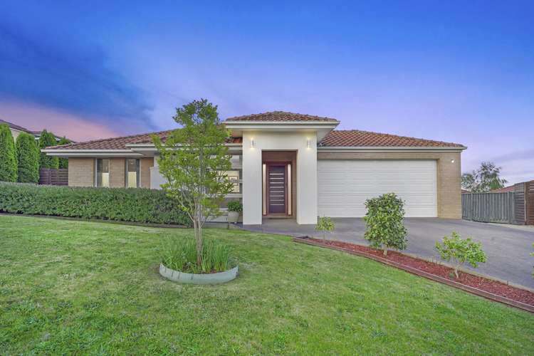 30 Carmelo Court, Hidden Valley VIC 3756