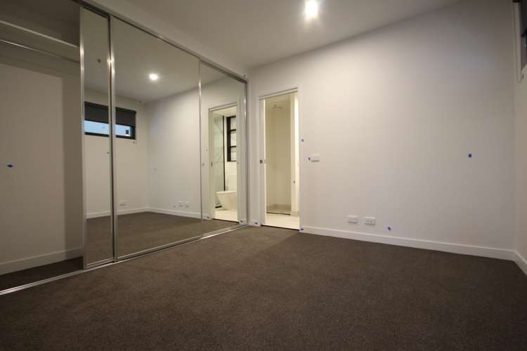 Fifth view of Homely apartment listing, 705/39 Appleton Street, Richmond VIC 3121
