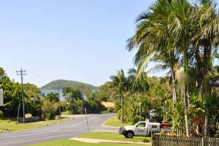 320 Shoal Point Road, Shoal Point QLD 4750