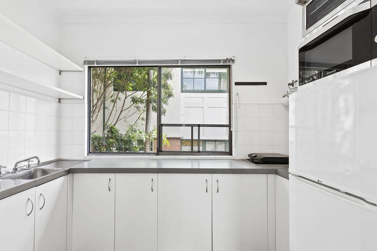 Fourth view of Homely studio listing, 4/1 Hughes Street, Potts Point NSW 2011