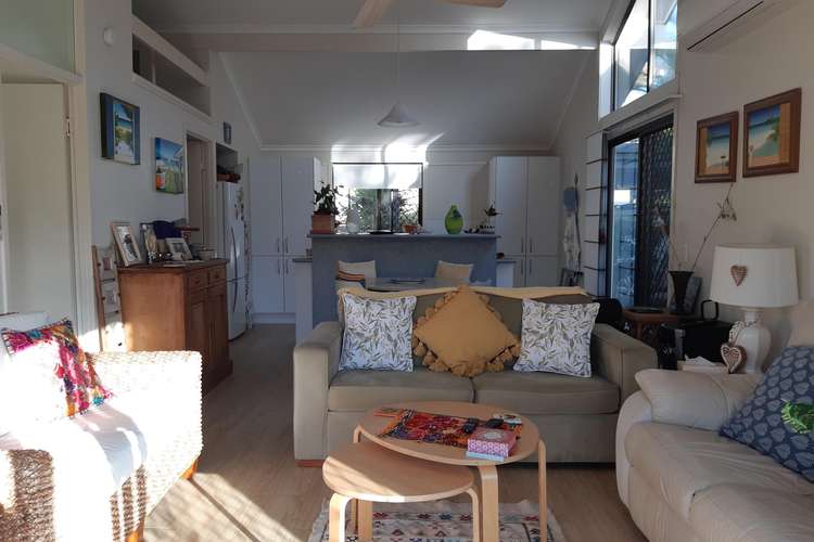 Main view of Homely unit listing, 11/27 Munna Crescent, Noosaville QLD 4566