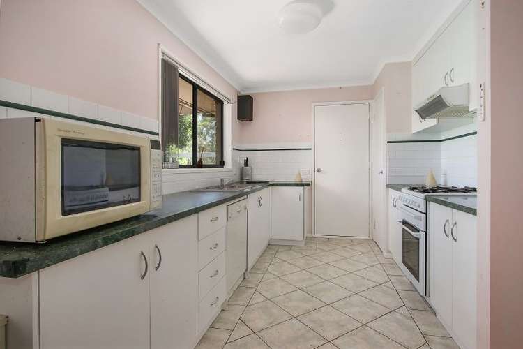 Fifth view of Homely house listing, 7 Spring Rise, West Albury NSW 2640