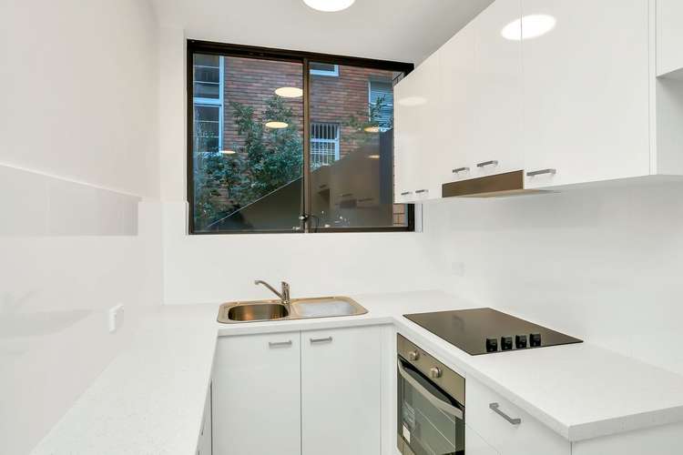 Third view of Homely apartment listing, 16/21c Billyard Avenue, Elizabeth Bay NSW 2011