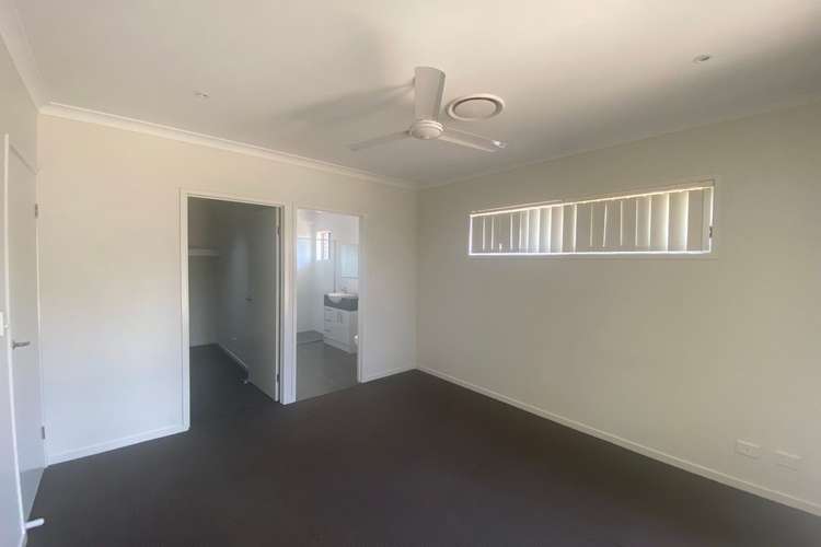 Second view of Homely house listing, 5 Freeman Close, Chinchilla QLD 4413