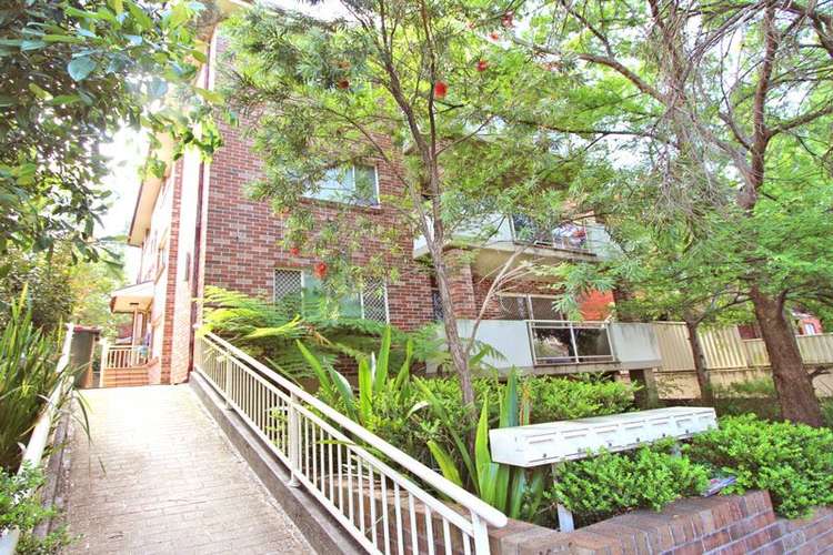 Main view of Homely unit listing, 1/60 Warialda Street, Kogarah NSW 2217