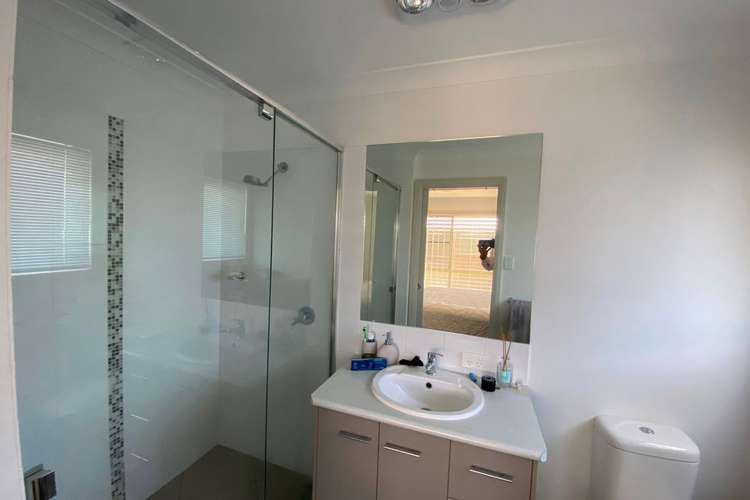 Fifth view of Homely unit listing, Unit 5/104 - 106 Windmill Road, Chinchilla QLD 4413