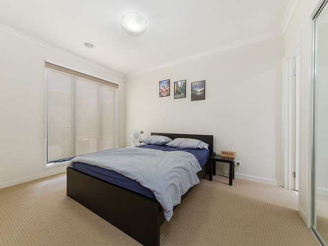 Fifth view of Homely house listing, 19 Wallflower Close, Craigieburn VIC 3064