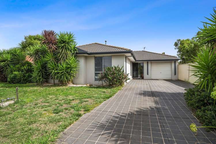 18 Almond Avenue, Wallan VIC 3756