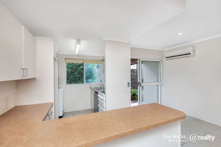Fourth view of Homely townhouse listing, 2/3 Maytown Close, Manoora QLD 4870