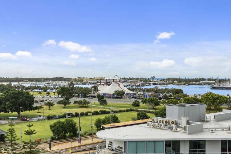 Main view of Homely unit listing, 25/18 Queen Street, Southport QLD 4215