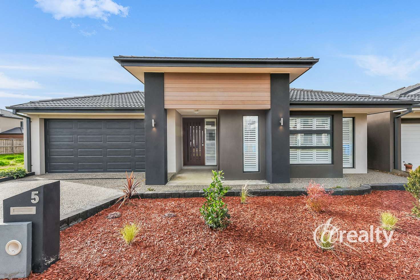Main view of Homely house listing, 5 Stockfield Avenue, Clyde VIC 3978