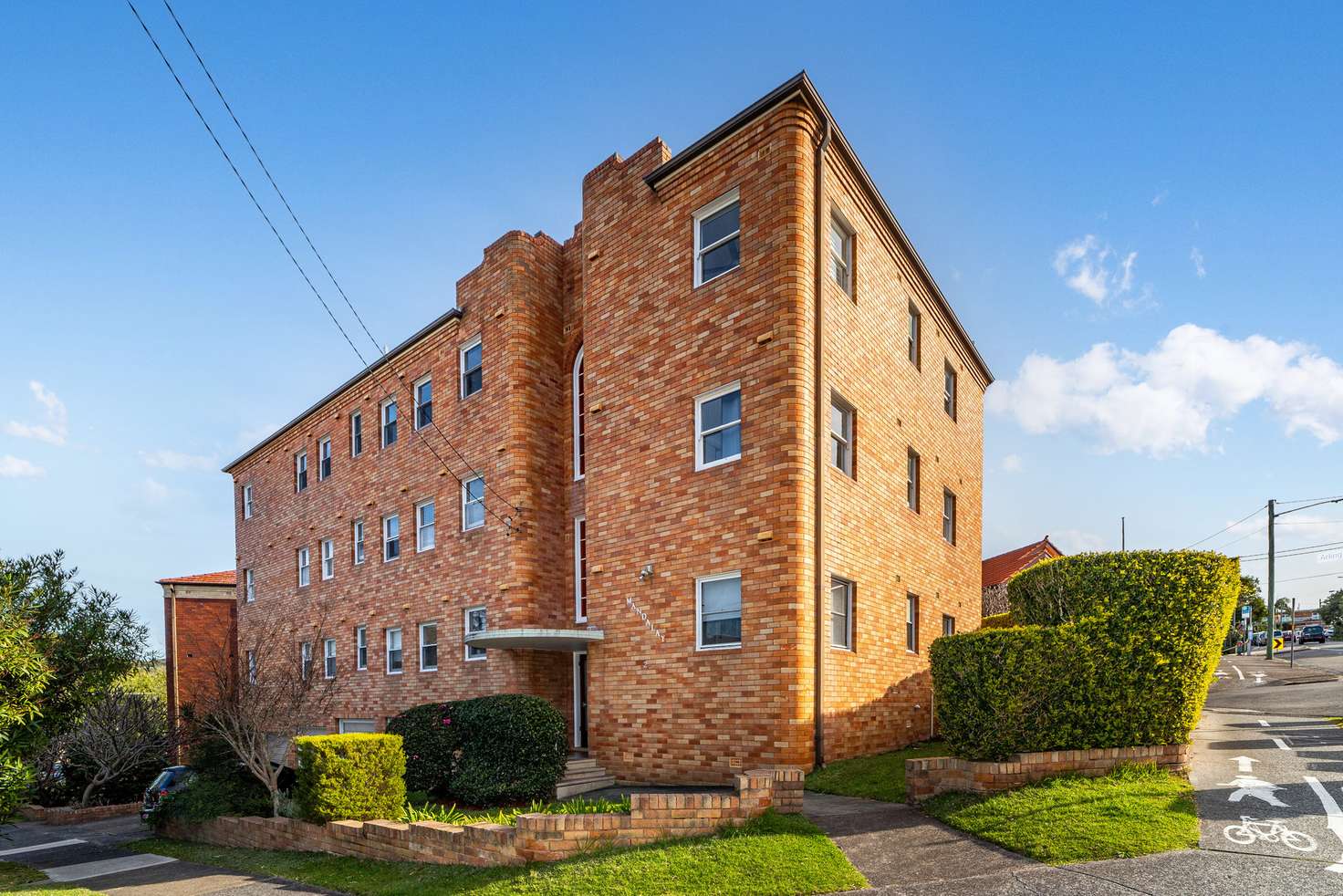 Main view of Homely unit listing, 2/2 Fairlight Crescent, Fairlight NSW 2094