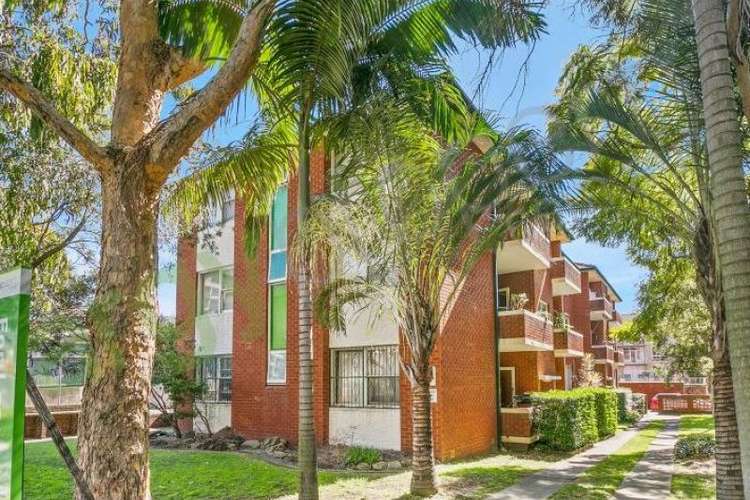 Main view of Homely apartment listing, 6/2 President Avenue, Kogarah NSW 2217