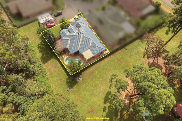 24 Fiddlewood Pl, Reedy Creek QLD 4227