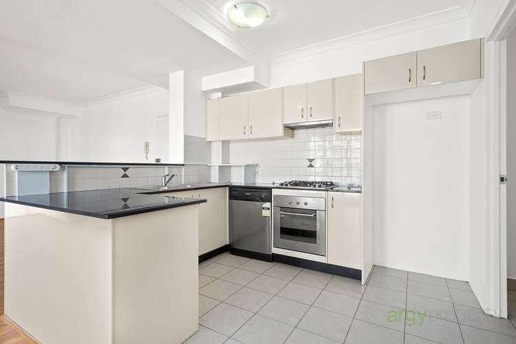 Third view of Homely apartment listing, 19/13-19 Hogben Street, Kogarah NSW 2217
