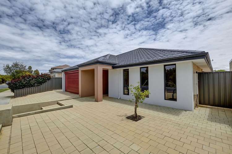 Second view of Homely house listing, 122 Aspiri Promenade, Piara Waters WA 6112