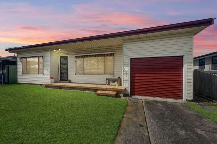 Main view of Homely house listing, 11 Vernon Avenue, Gorokan NSW 2263