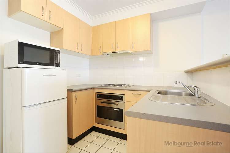 Third view of Homely apartment listing, 613/118 Franklin Street, Melbourne VIC 3000