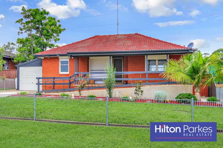 Main view of Homely house listing, 10 Tarawa Road, Lethbridge Park NSW 2770