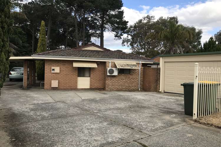 81 Walanna drive, Karawara WA 6152