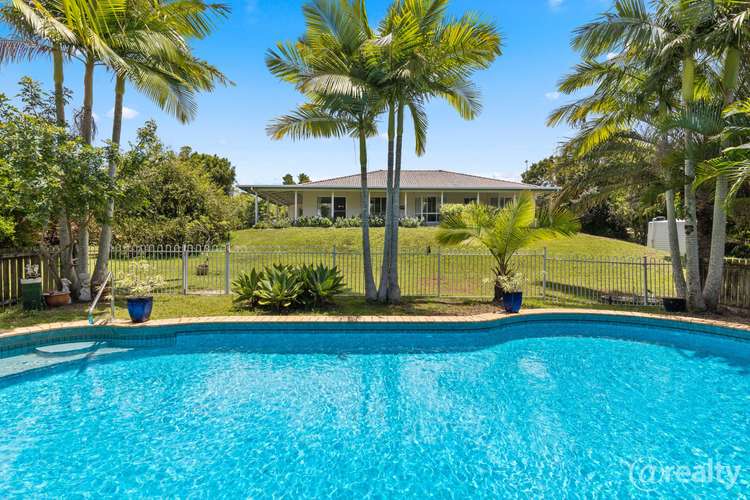 33 Cove Boulevard, River Heads QLD 4655