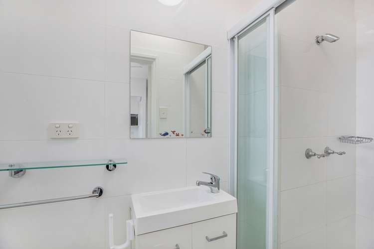 Fifth view of Homely apartment listing, 8/76 Elizabeth Bay Road, Elizabeth Bay NSW 2011