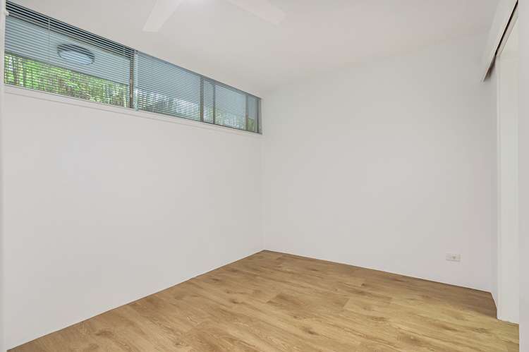 Fourth view of Homely apartment listing, 4/80 Elizabeth Bay Road, Elizabeth Bay NSW 2011