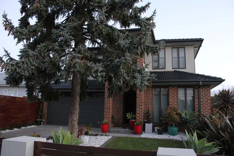 Main view of Homely house listing, 10 Summit Rd, Frankston VIC 3199