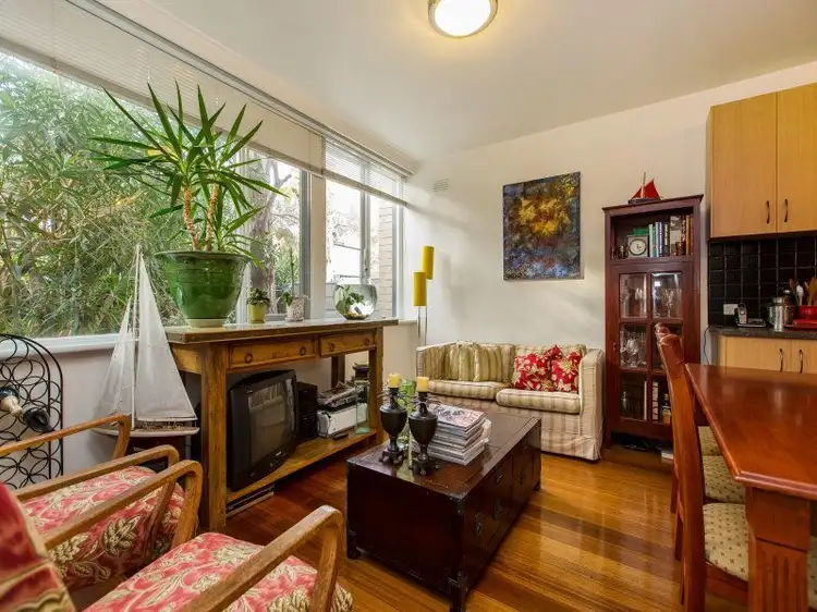 2/5 Fulton Street, St Kilda East VIC 3183