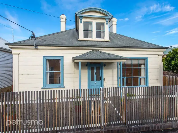 30 Mona Street, Battery Point TAS 7004
