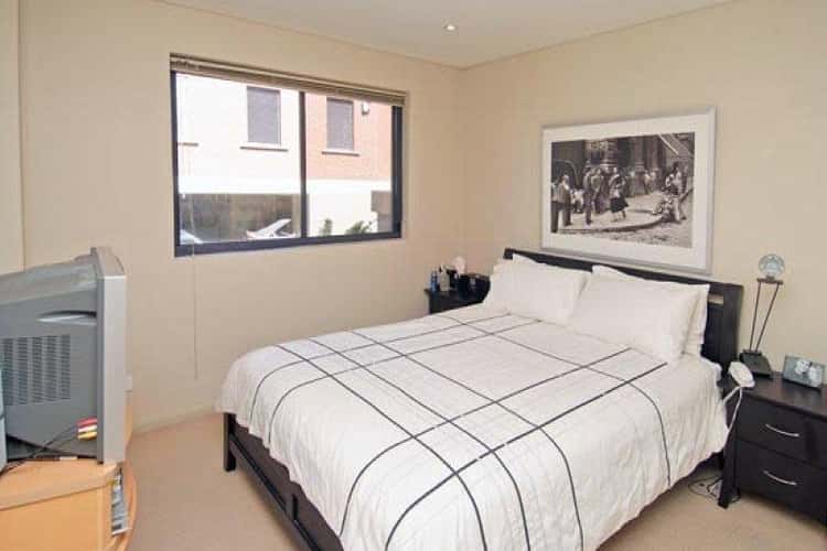 Fifth view of Homely apartment listing, 3/25 Blaxland Road, Rhodes NSW 2138