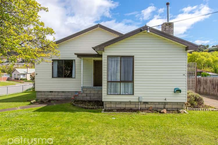 18 Schouten Street, Warrane TAS 7018