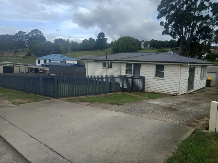1 Colgrave Road