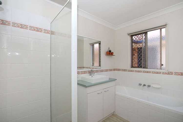Fifth view of Homely house listing, 14 Araluen Street, Carindale QLD 4152