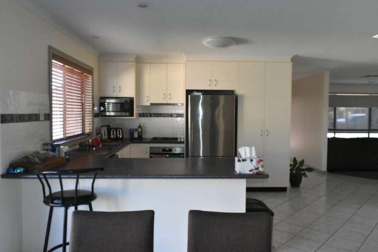 Fifth view of Homely house listing, 114 Katrina Circuit, Corowa NSW 2646