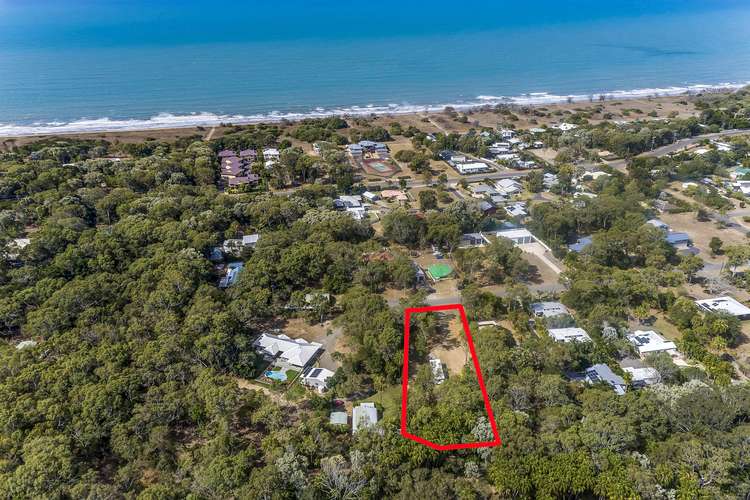 5 Kentia Ave, Moore Park Beach QLD 4670