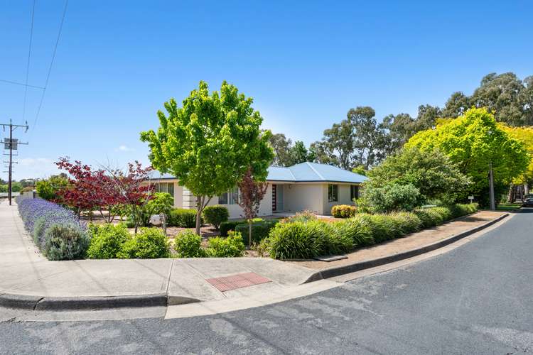 1 Bernhardt Cres, Hahndorf SA 5245