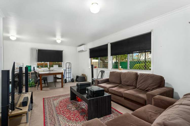 Fifth view of Homely house listing, 6 Orbell Ct, Leichhardt QLD 4305