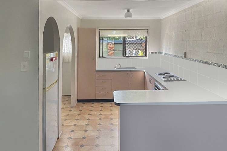 Main view of Homely unit listing, 2/4 Bevington Street, Tannum Sands QLD 4680