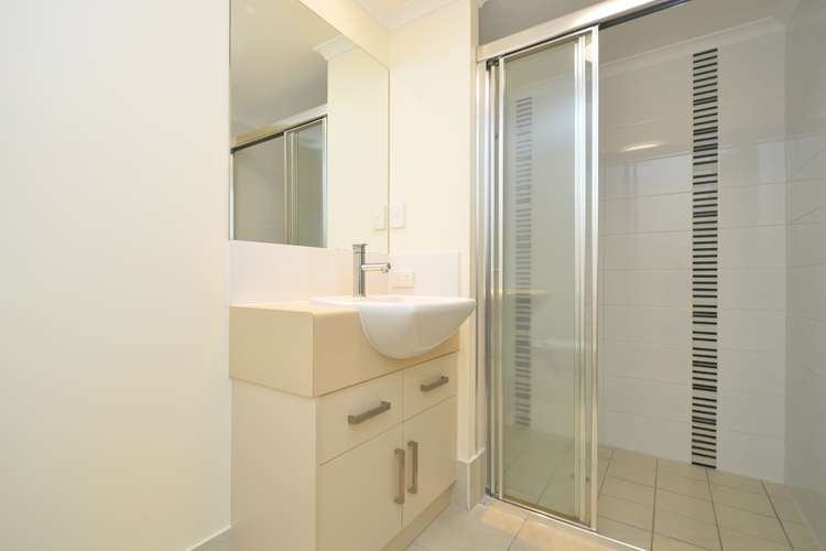Fourth view of Homely unit listing, Unit 9/2-24 Henry St, West End QLD 4810