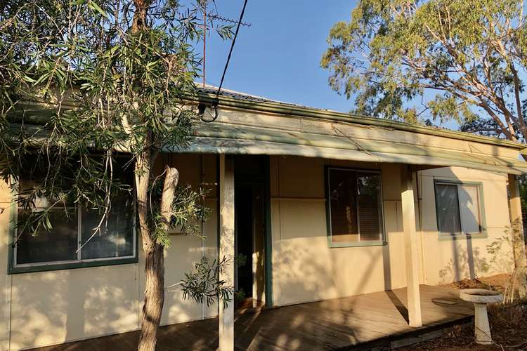 24 High St, Goomalling WA 6460